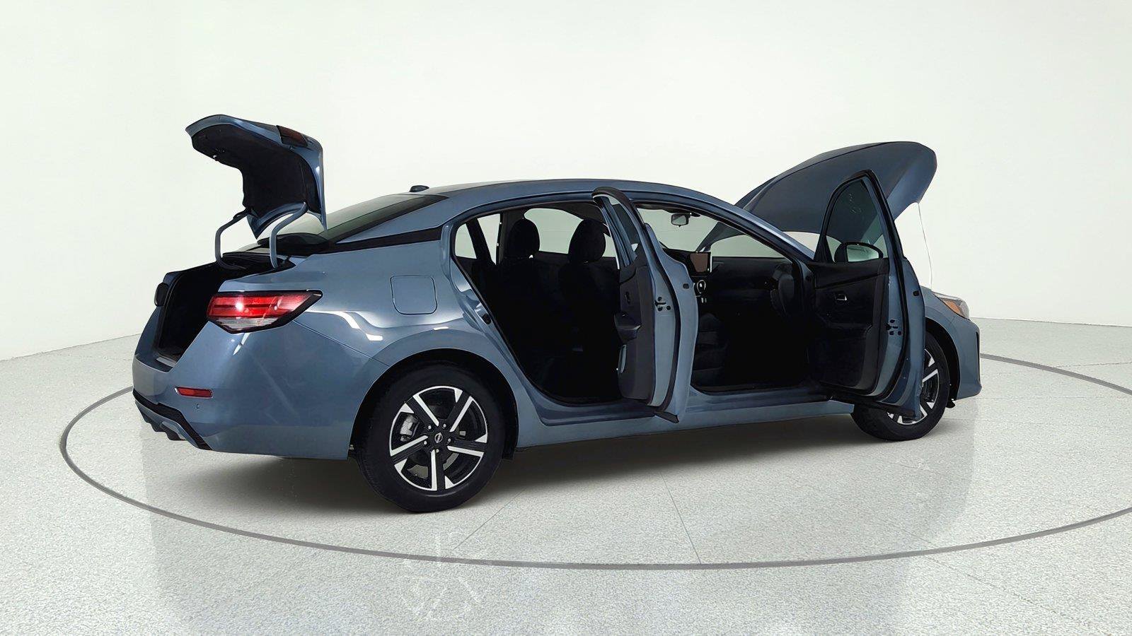 Used 2024 Nissan Sentra SV FWD image 14