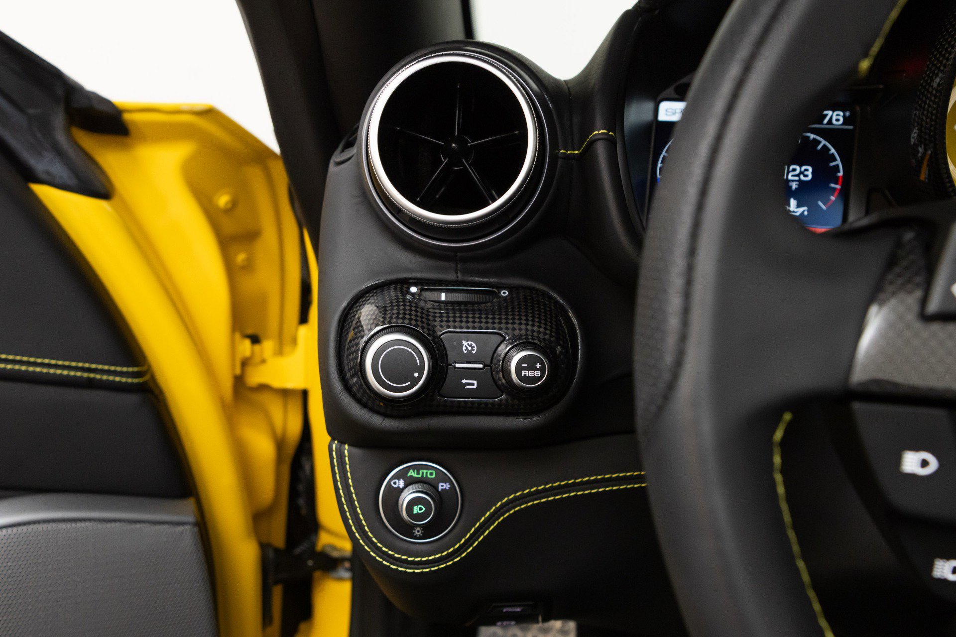Certified 2020 Ferrari Portofino RWD image 89