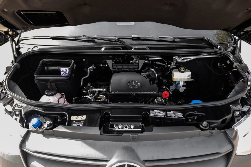 Used 2025 Mercedes-Benz Sprinter 2500 w/ Dashboard Charging Package image 49