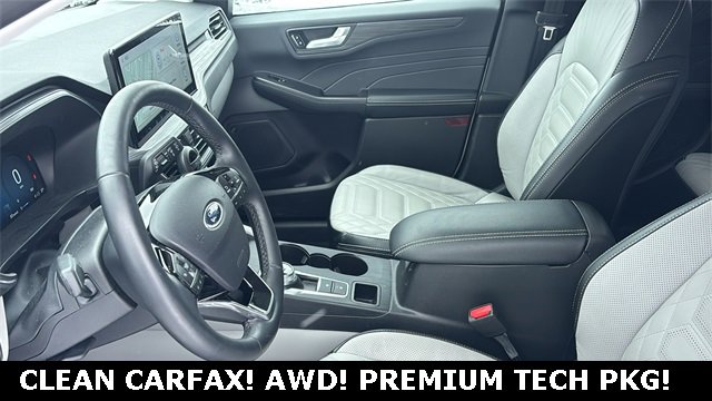 Used 2024 Ford Escape Platinum w/ Premium Technology Package image 24