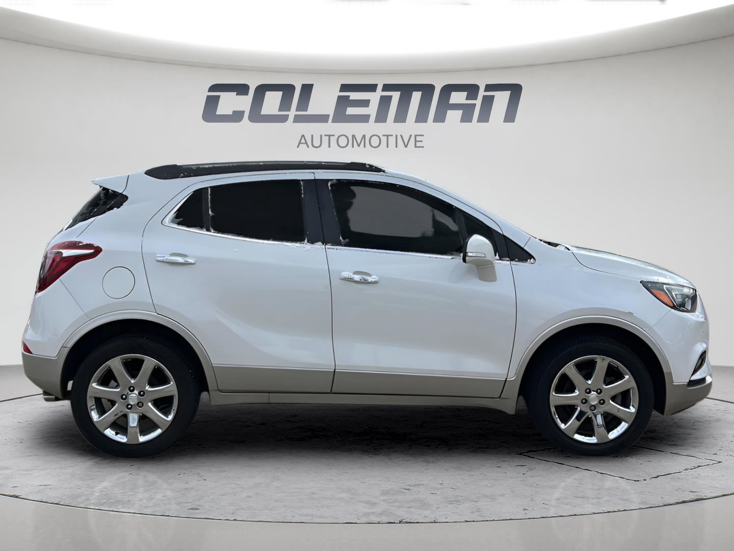 Used 2018 Buick Encore Premium w/ Experience Buick Package AWD/4WD image 4
