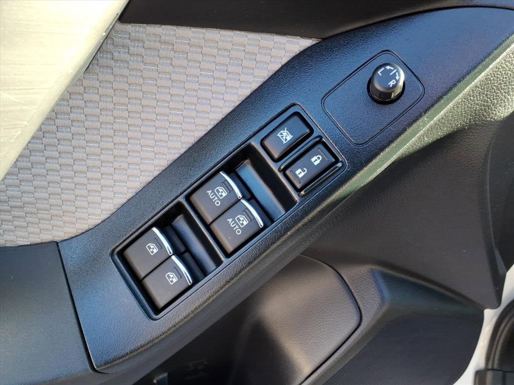 Used 2018 Subaru Forester 2.5i Premium w/ All-Weather Package image 13