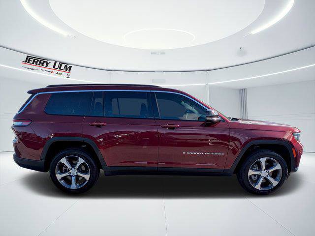 Certified 2025 Jeep Grand Cherokee L Limited w/ Trailer Tow Package AWD/4WD image 2