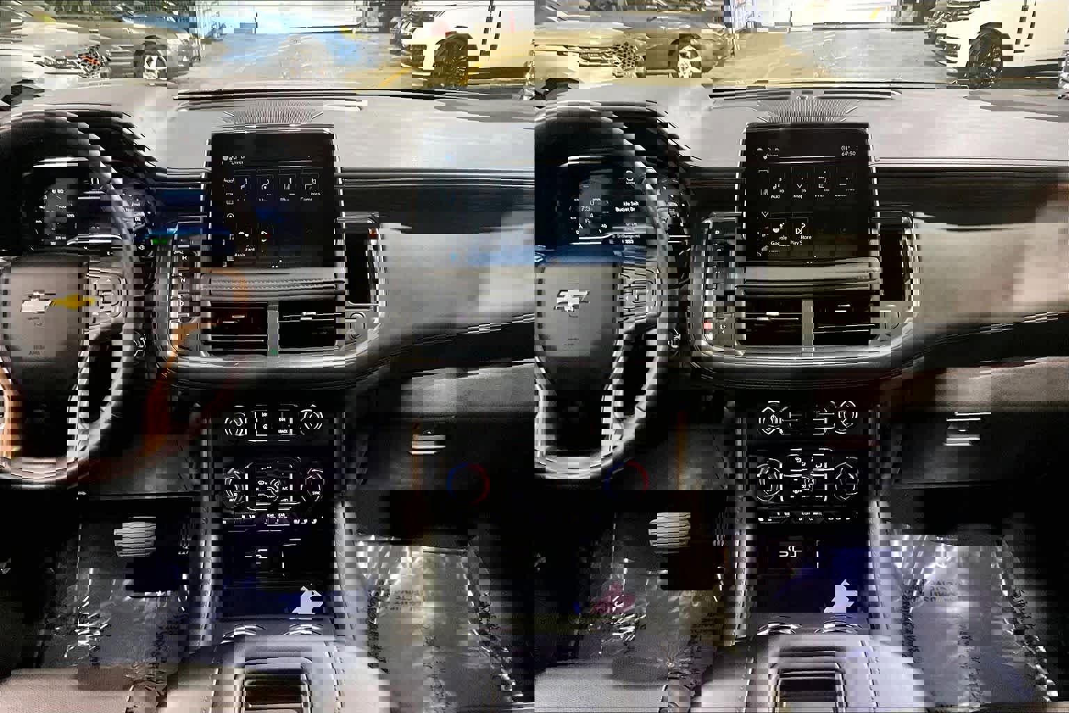 Used 2024 Chevrolet Tahoe High Country AWD/4WD image 7