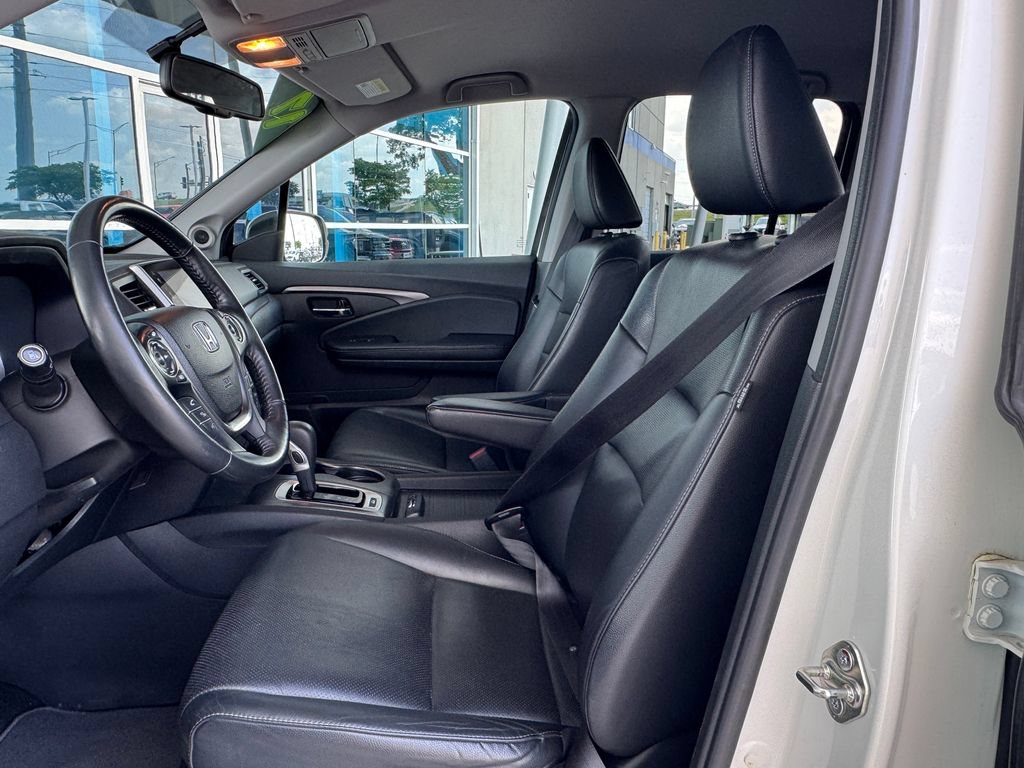 Used 2017 Honda Ridgeline RTL-T image 19