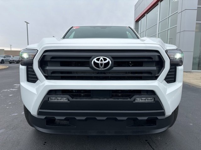 New 2025 Toyota Tacoma SR5 image 2
