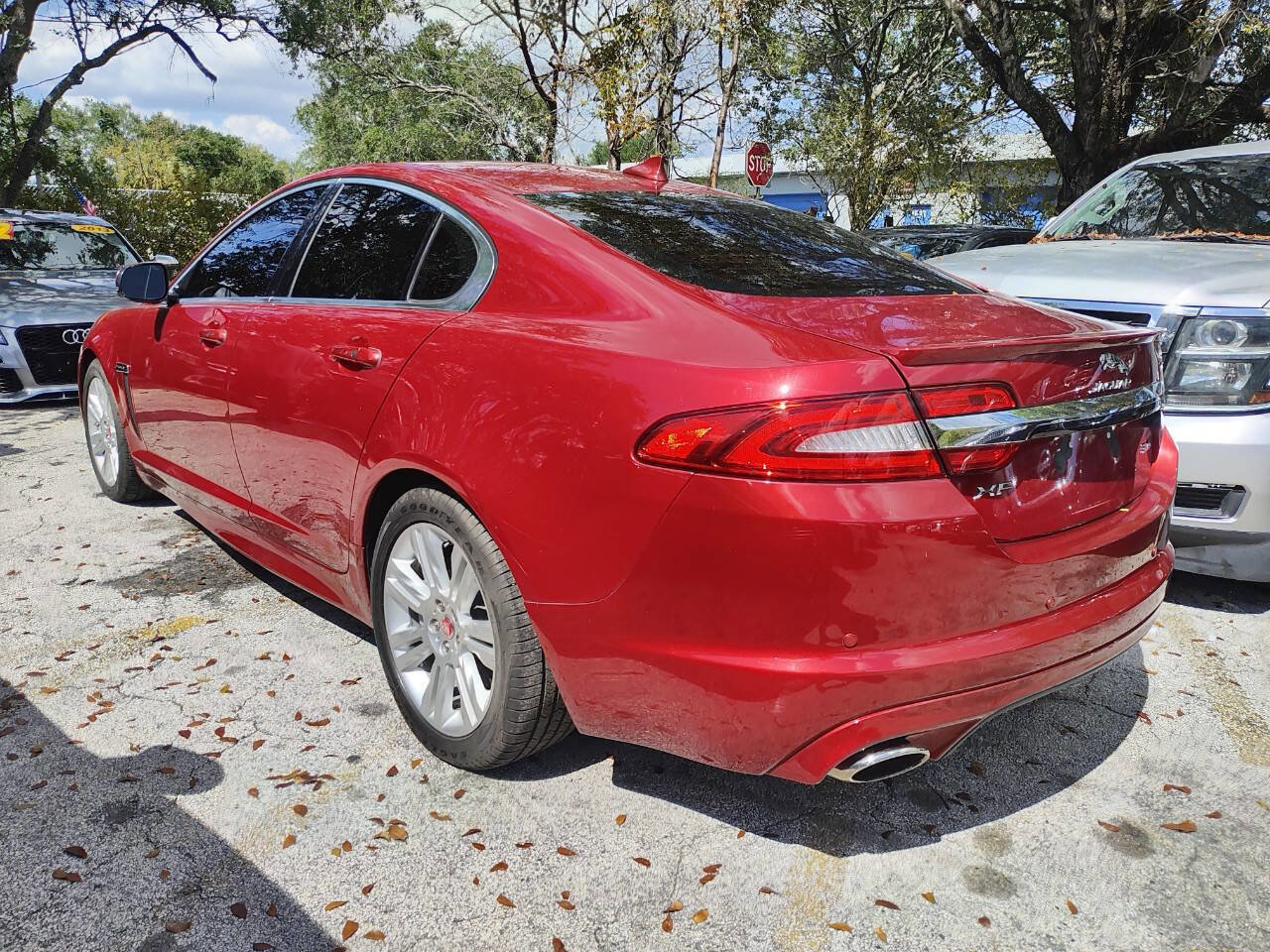Used 2014 Jaguar XF 3.0 RWD image 9