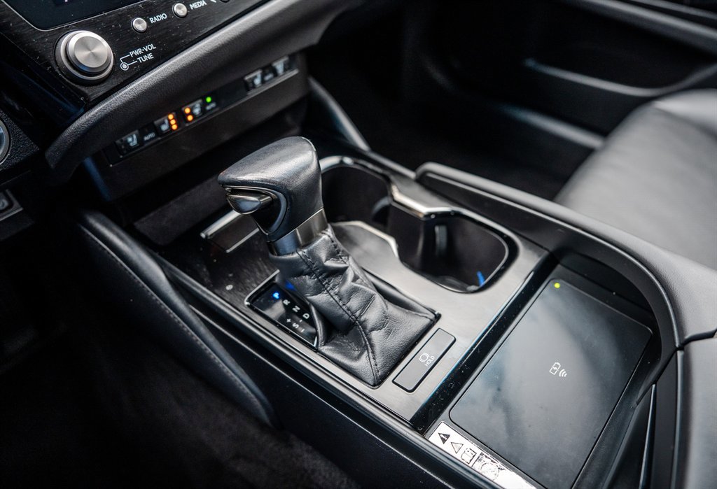 Used 2023 Lexus ES 350 Luxury w/ Premium Package image 22