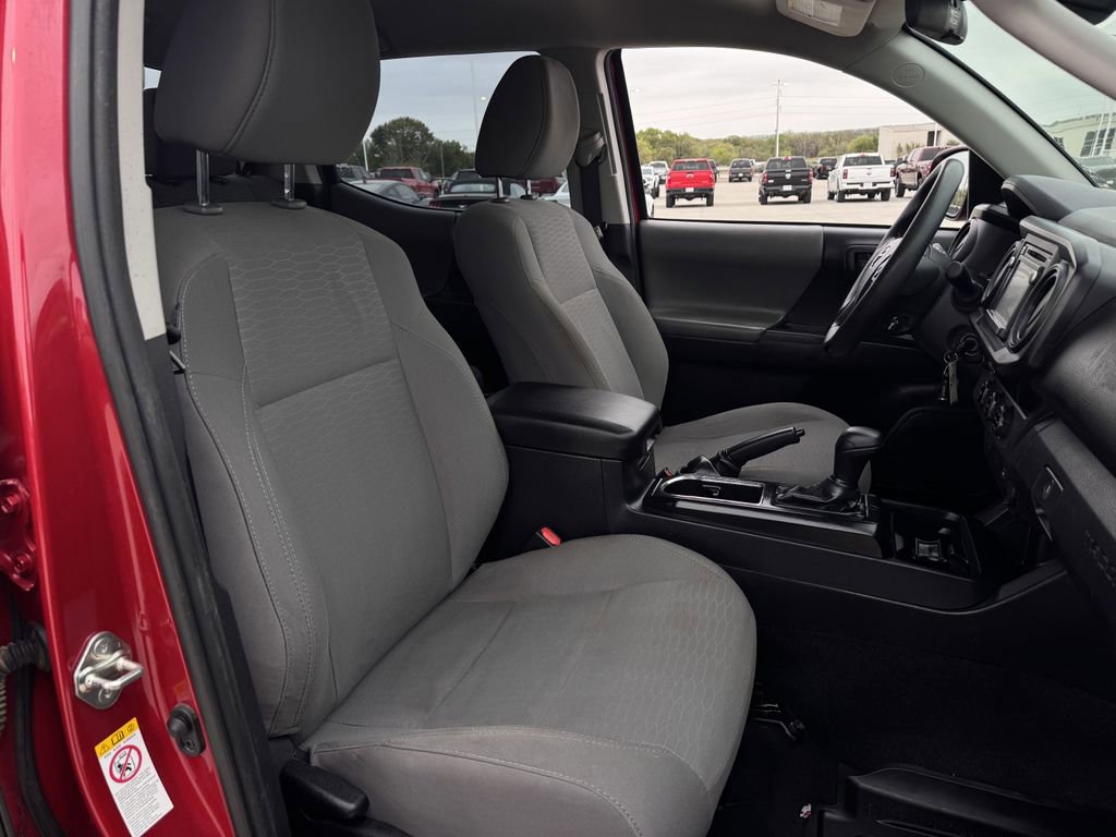 Used 2018 Toyota Tacoma SR w/ SR Convenience Package RWD image 24