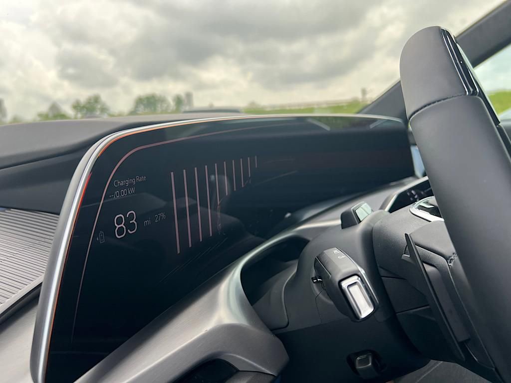 New 2026 Cadillac Vistiq Premium Luxury w/ LPO, Floor Liner Package image 21