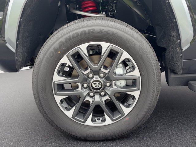 New 2026 Toyota Tundra Limited AWD/4WD image 12
