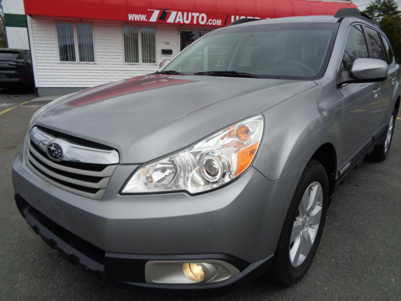 Used 2010 Subaru Outback 2.5i Premium image 14