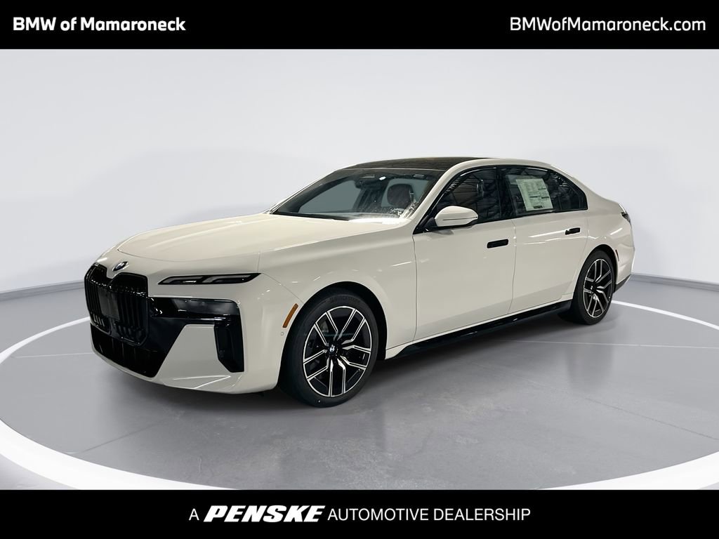 New 2026 BMW 740i xDrive w/ Premium Package