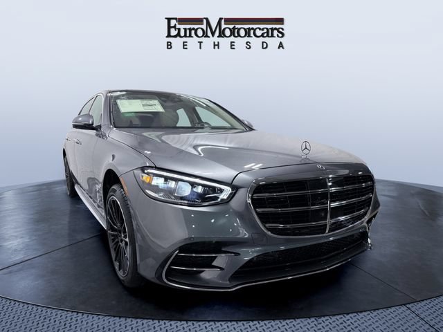 New 2026 Mercedes-Benz S 580e 4MATIC Sedan image 4