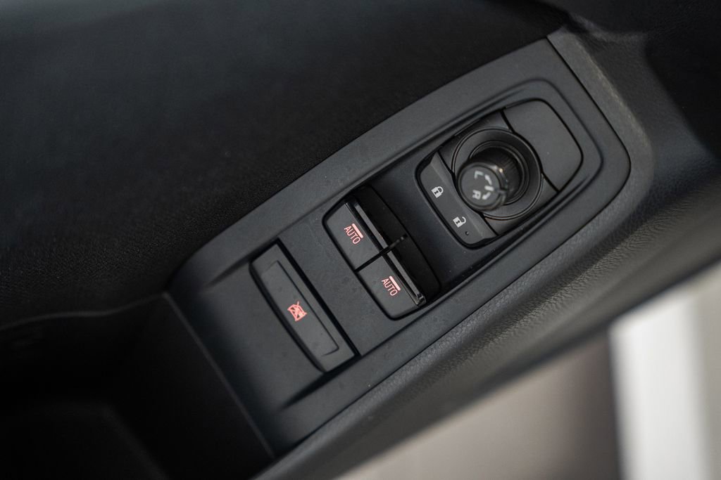 Used 2024 Toyota GR86 image 36