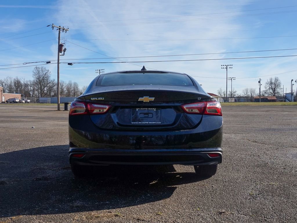 Used 2021 Chevrolet Malibu LT image 4