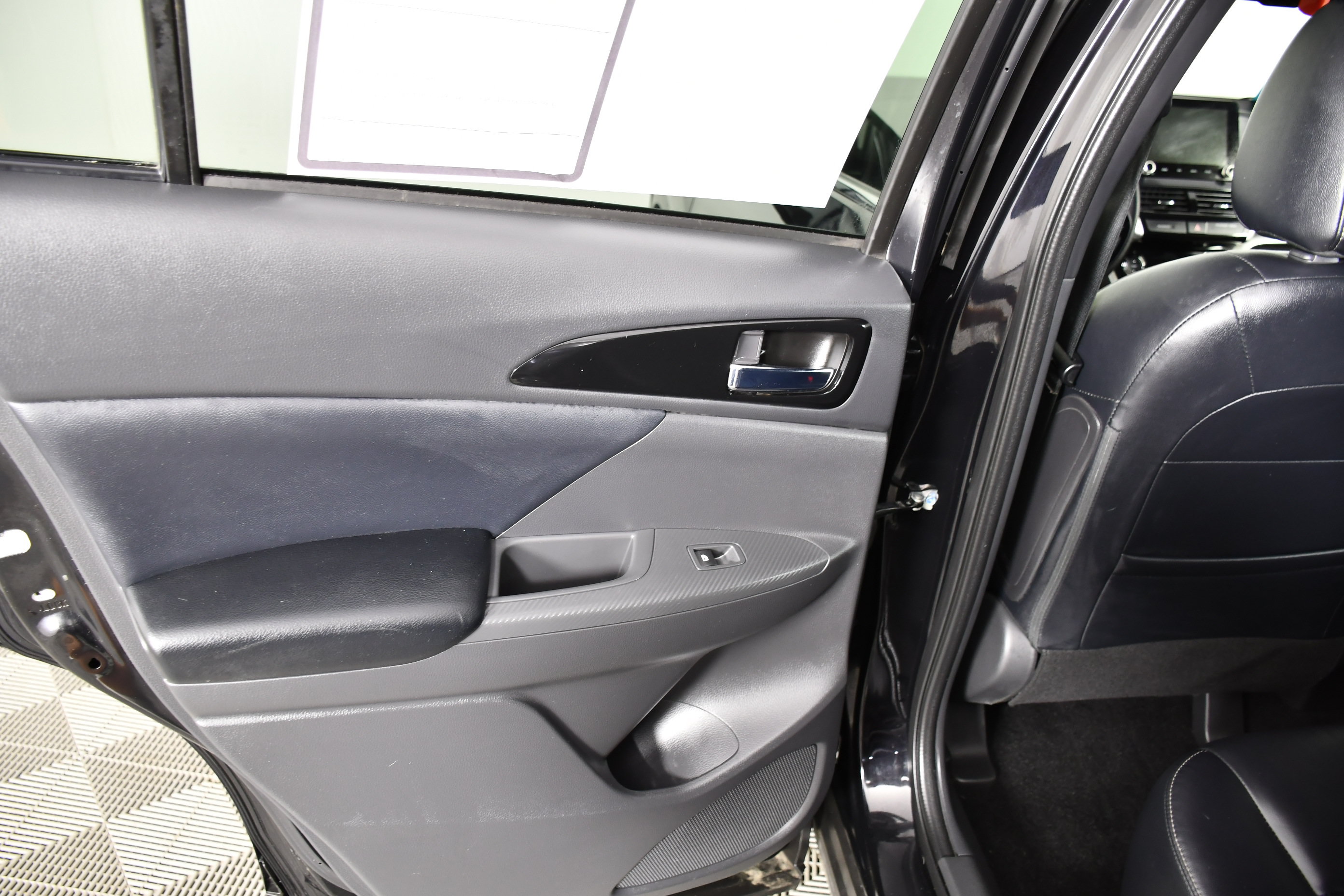 Used 2022 Mitsubishi Eclipse Cross SEL AWD/4WD image 46