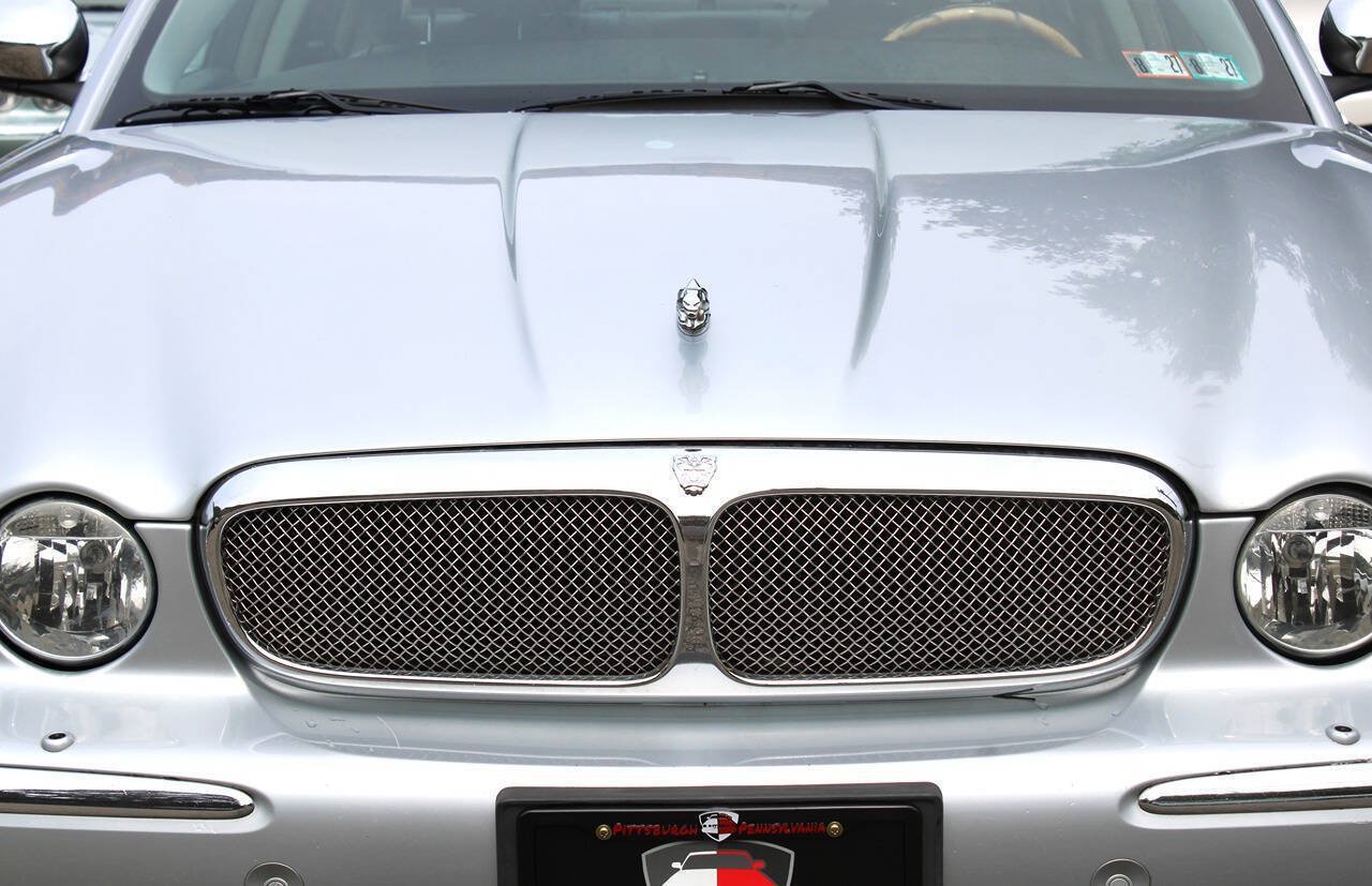 Used 2007 Jaguar XJ8 L RWD image 11