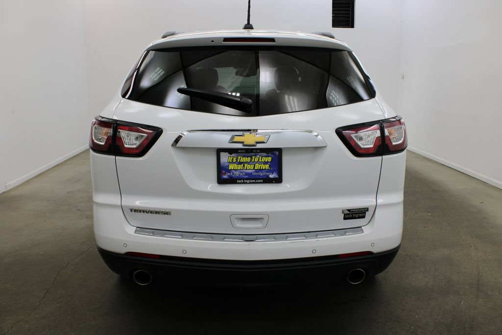 Used 2017 Chevrolet Traverse Premier FWD image 4