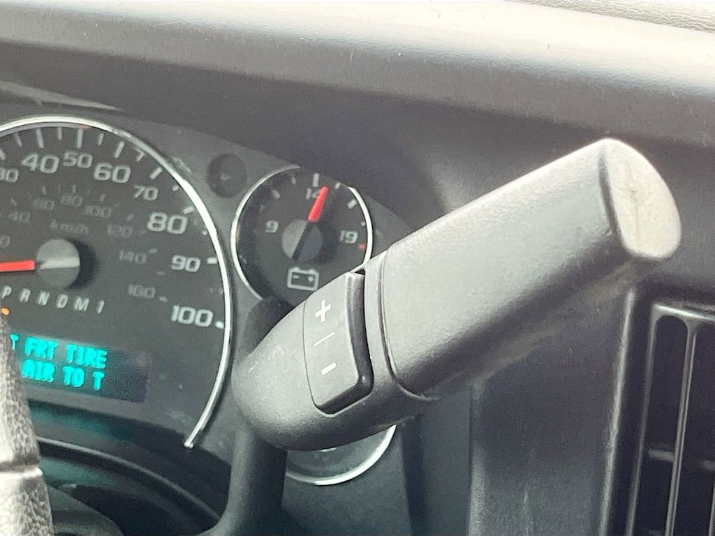 Used 2023 GMC Savana 3500 Extended w/ Driver Convenience Package RWD image 16