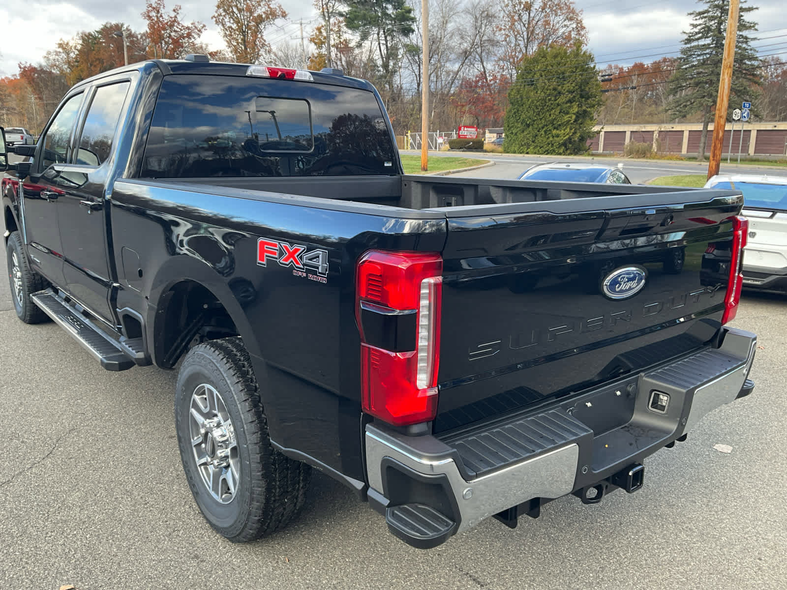 New 2026 Ford F250 Lariat w/ FX4 Off-Road Package image 6