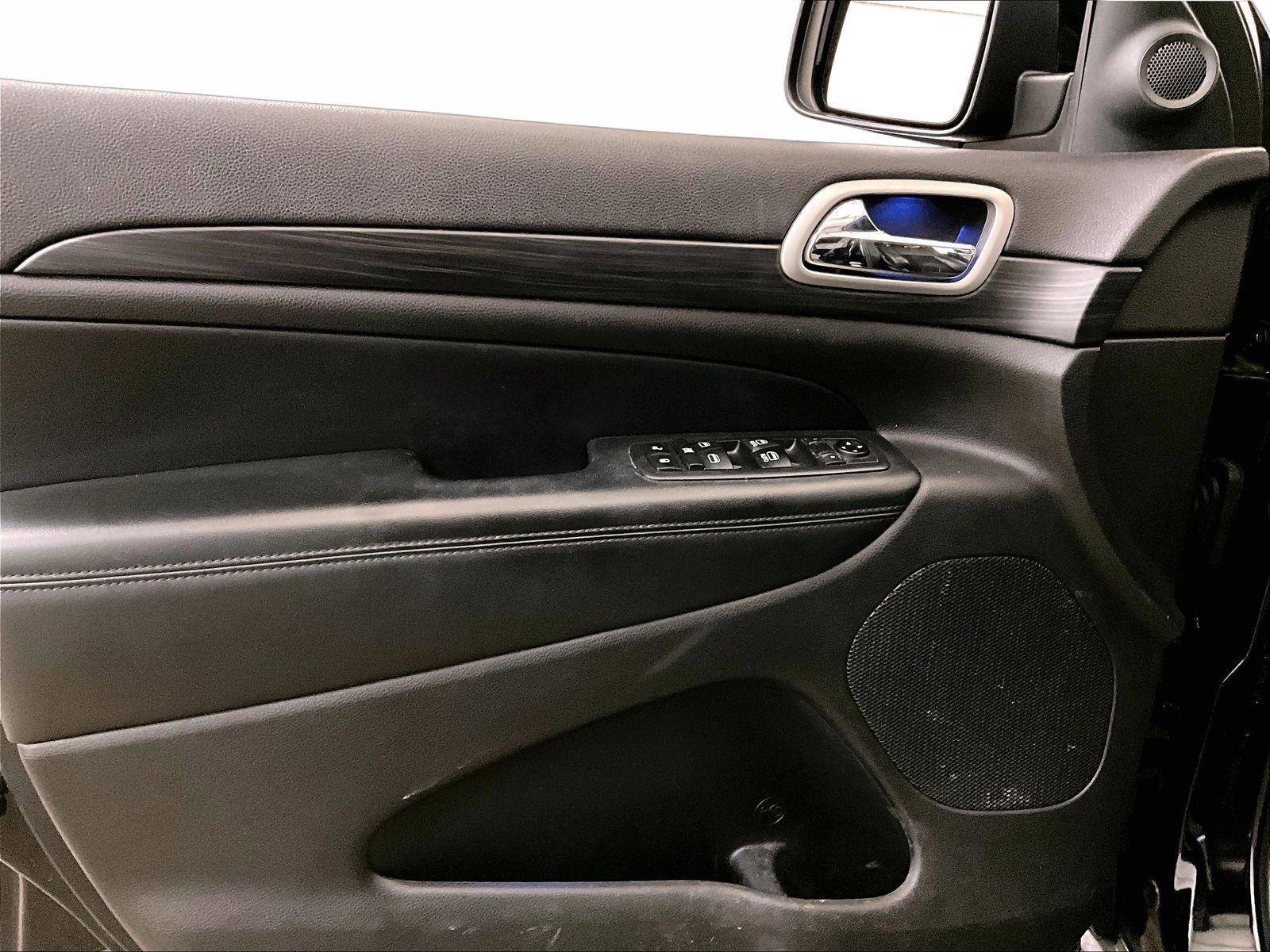 Used 2020 Jeep Grand Cherokee Altitude image 22