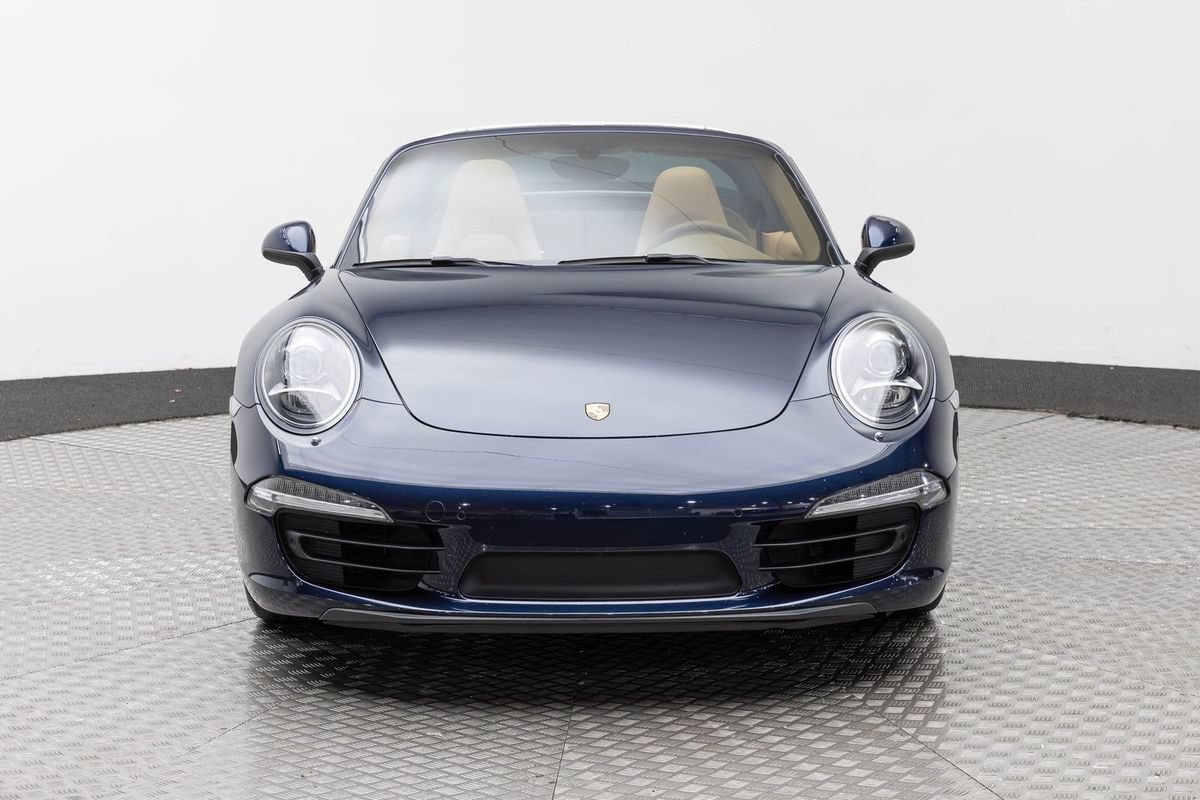 Used 2015 Porsche 911 Targa 4 AWD/4WD image 3