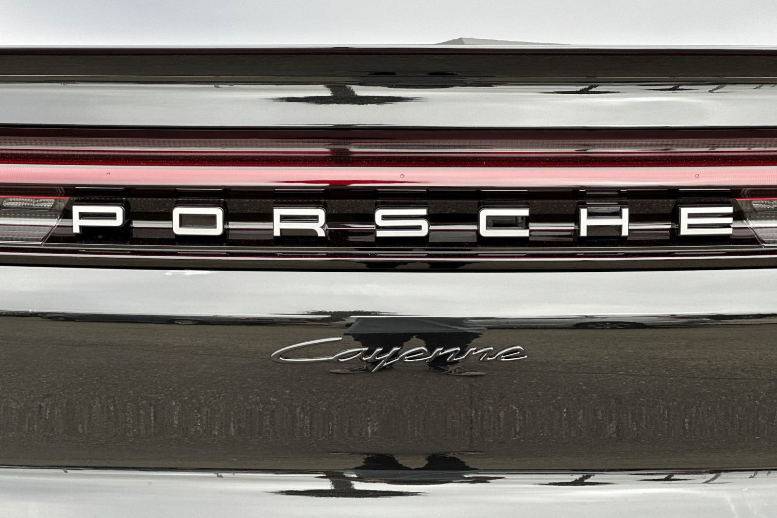 New 2026 Porsche Cayenne Coupe image 40