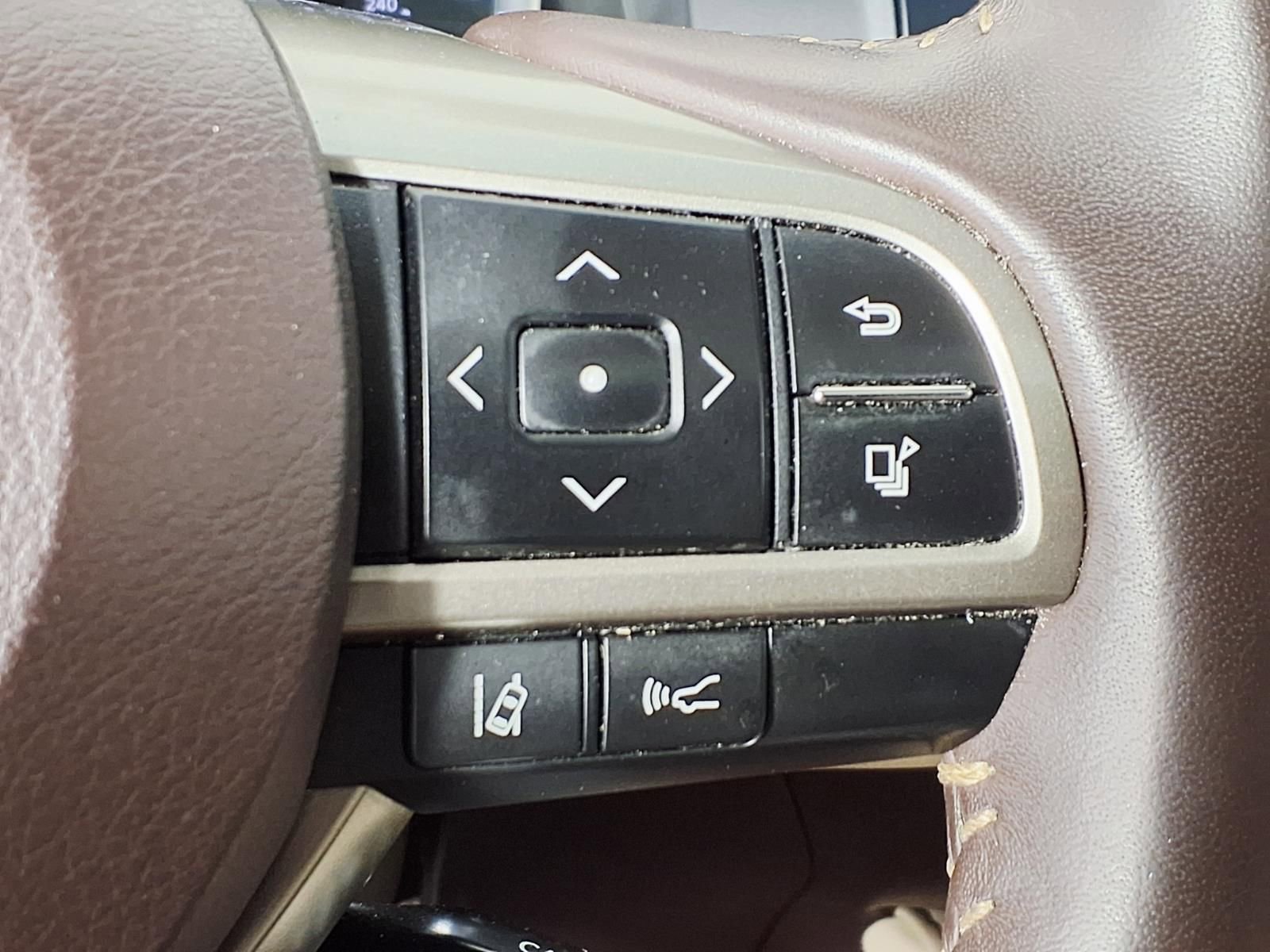 Used 2017 Lexus ES 350 w/ Luxury Package FWD image 20