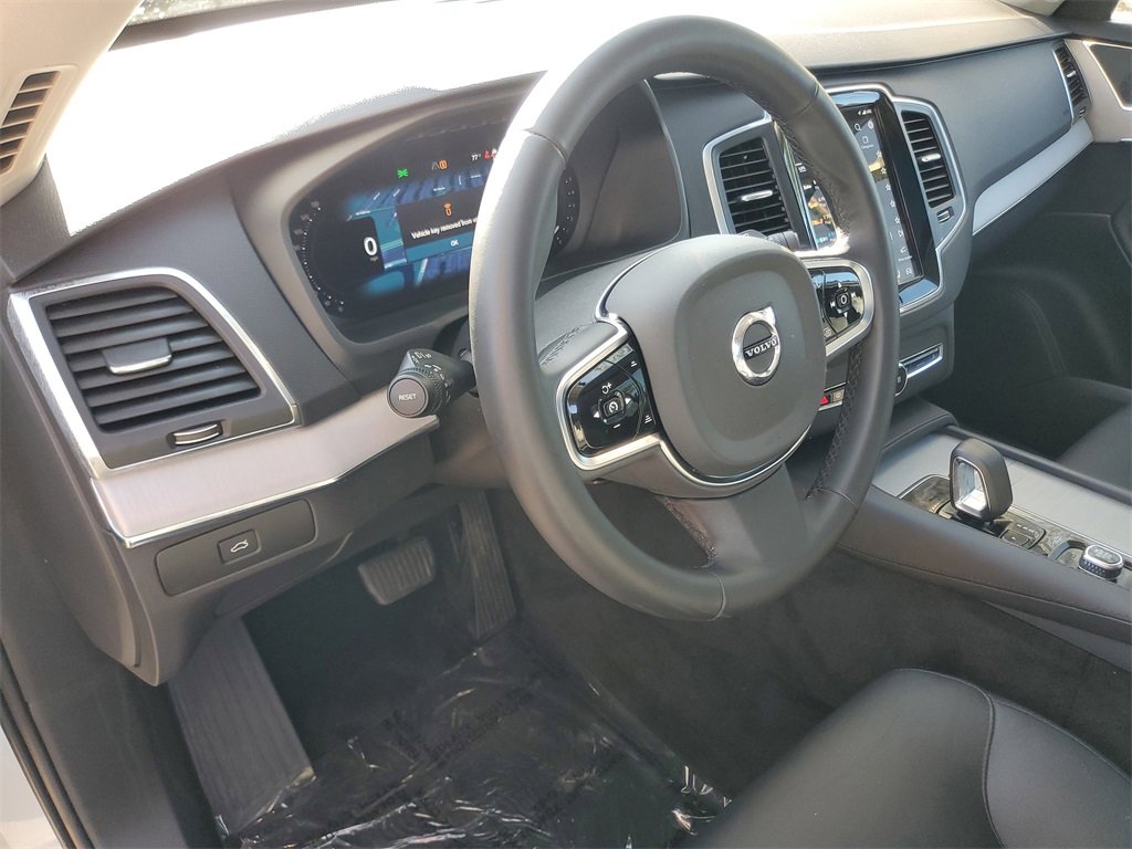 Certified 2024 Volvo XC90 B5 Core w/ Climate Package image 17
