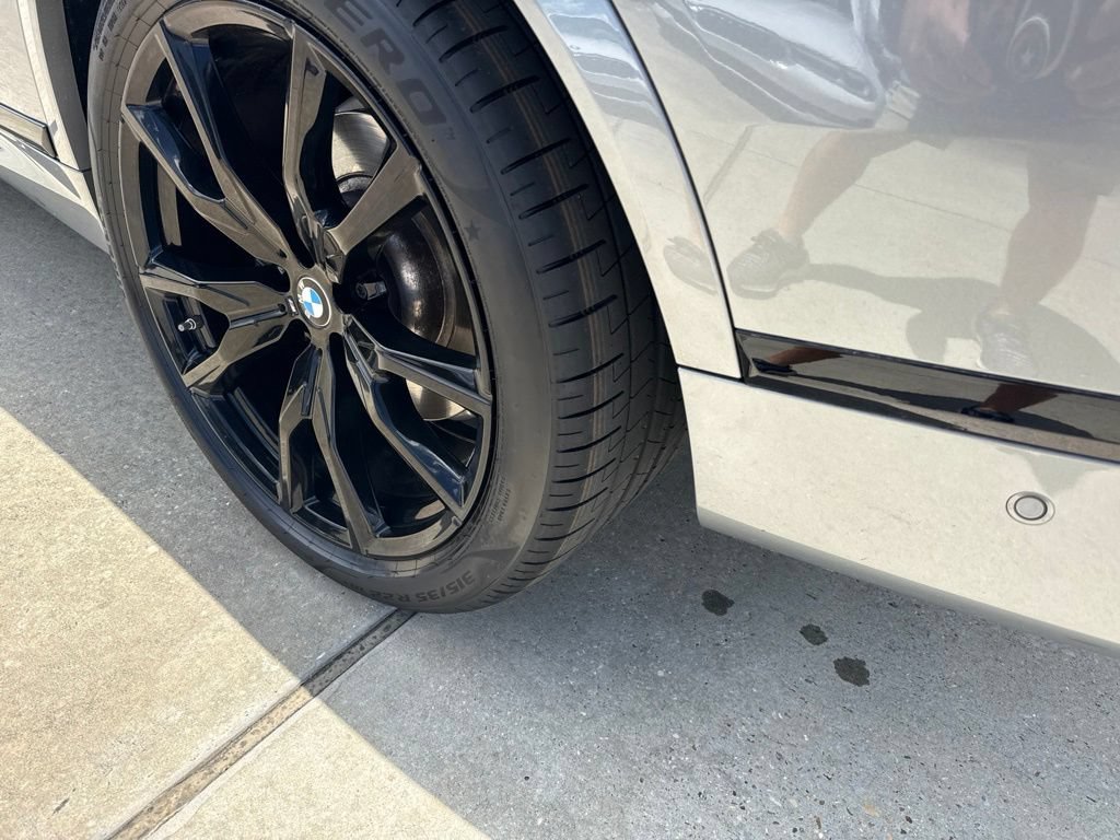 Certified 2025 BMW X7 xDrive40i w/ Executive Package AWD/4WD image 11