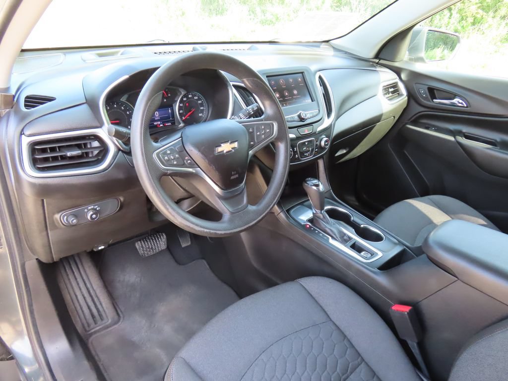 Used 2020 Chevrolet Equinox LT FWD image 19