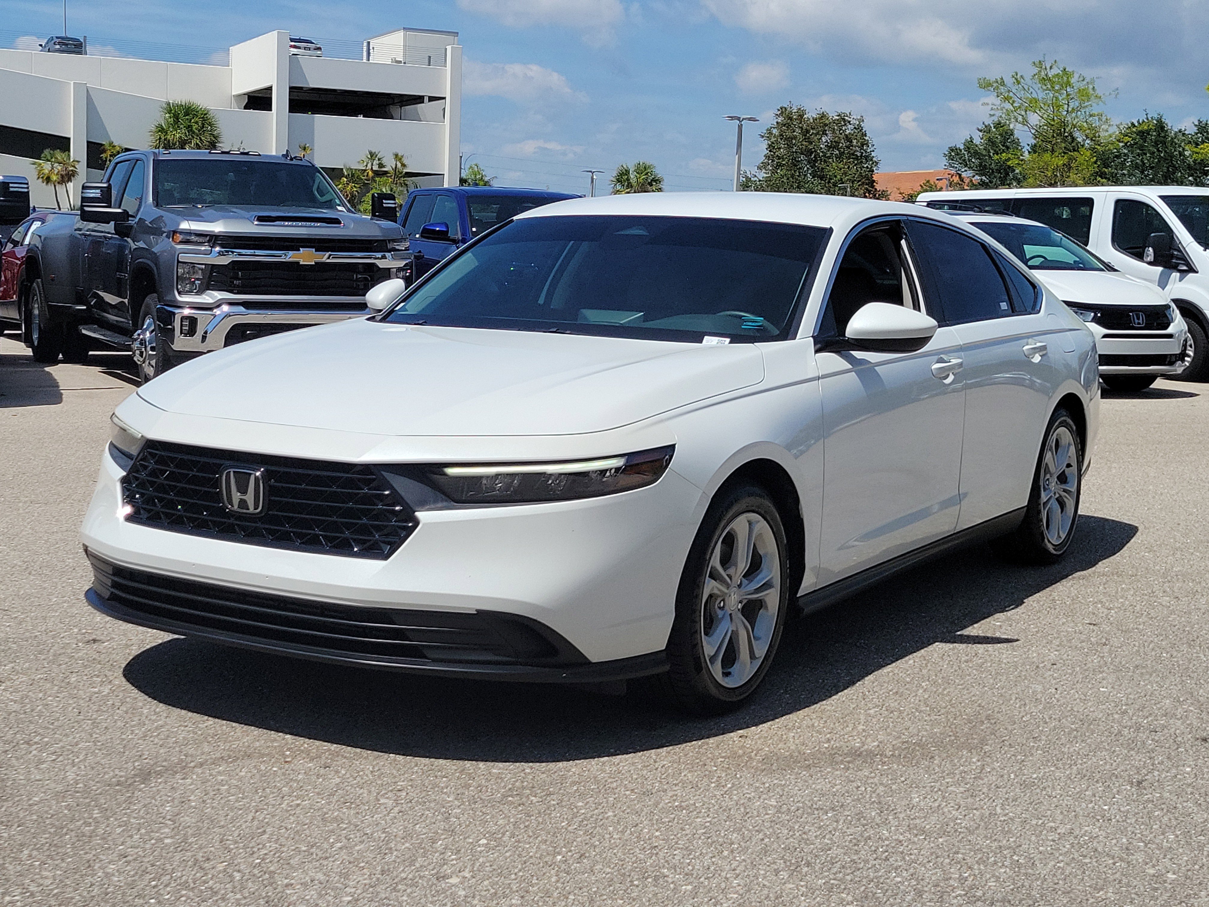 Used 2023 Honda Accord LX image 3