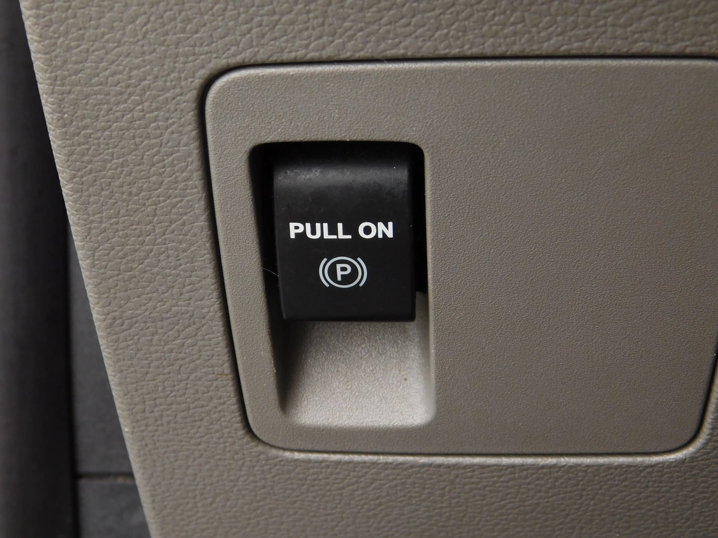 Used 2019 Ford F150 XLT w/ Equipment Group 301A Mid RWD image 22