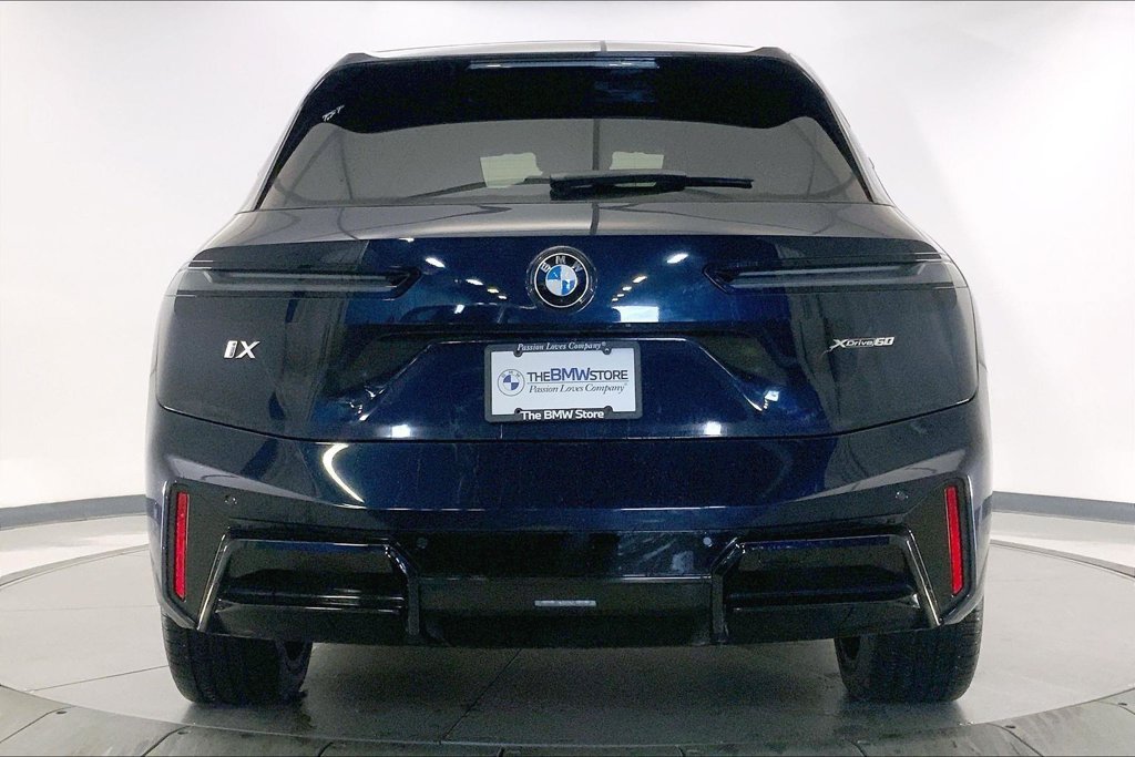 Used 2026 BMW iX xDrive60 AWD/4WD image 3