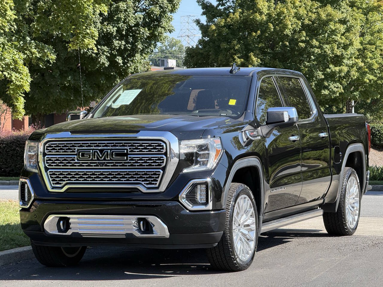 Used 2019 GMC Sierra 1500 Denali w/ Denali Ultimate Package AWD/4WD image 2