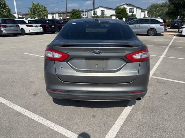 Used 2013 Ford Fusion SE FWD image 4