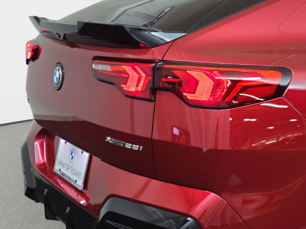 New 2026 BMW X2 xDrive28i w/ Technology Package AWD/4WD image 33