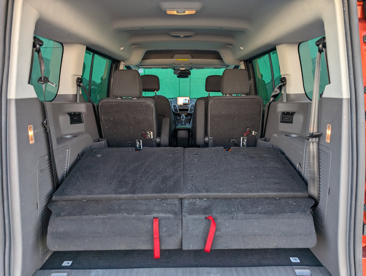 Used 2022 Ford Transit Connect XLT image 15