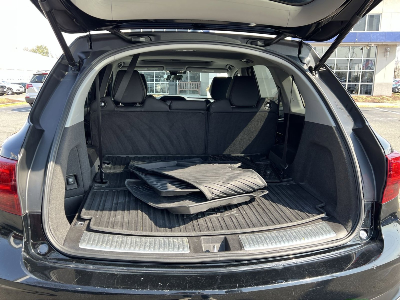 Used 2018 Acura MDX FWD w/ Technology Package image 24