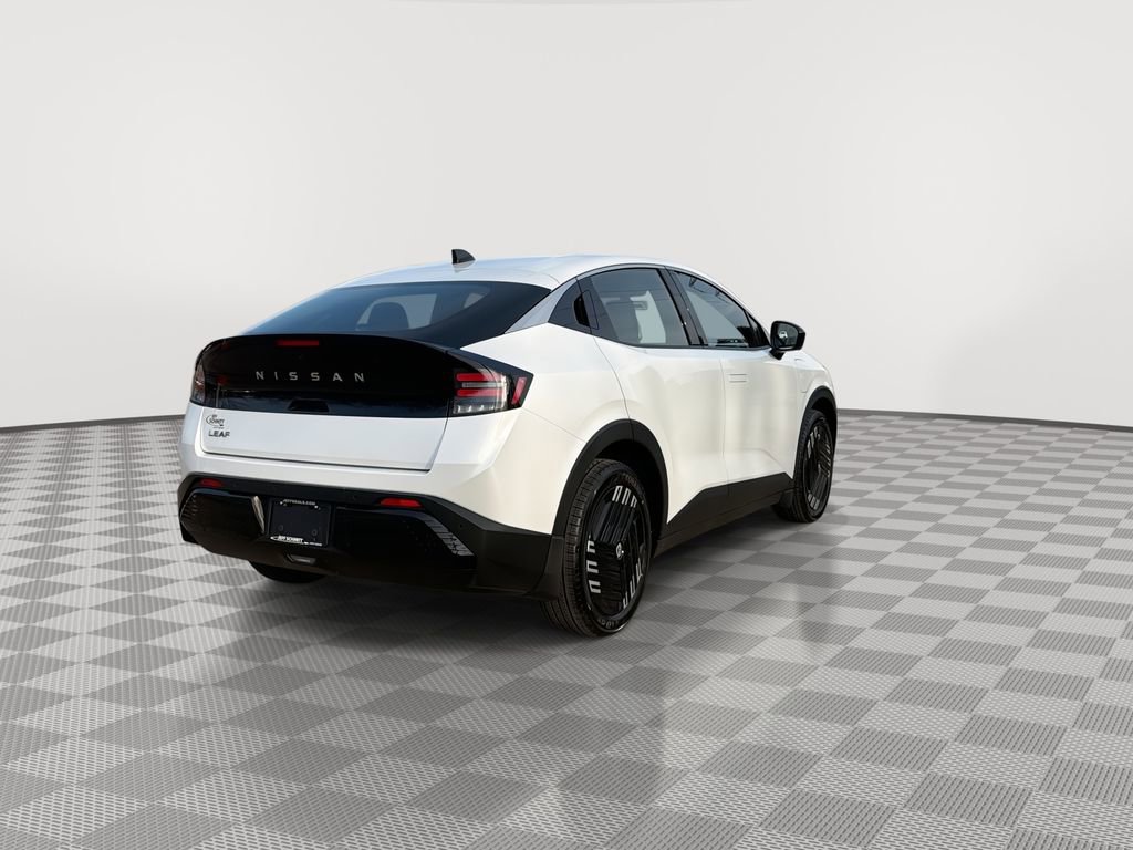 New 2026 Nissan Leaf w/ Illuminated Package FWD image 10