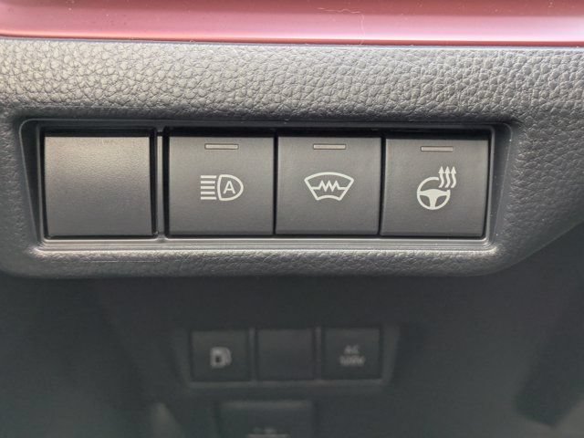 New 2025 Toyota Prius Plug-In Hybrid FWD image 25