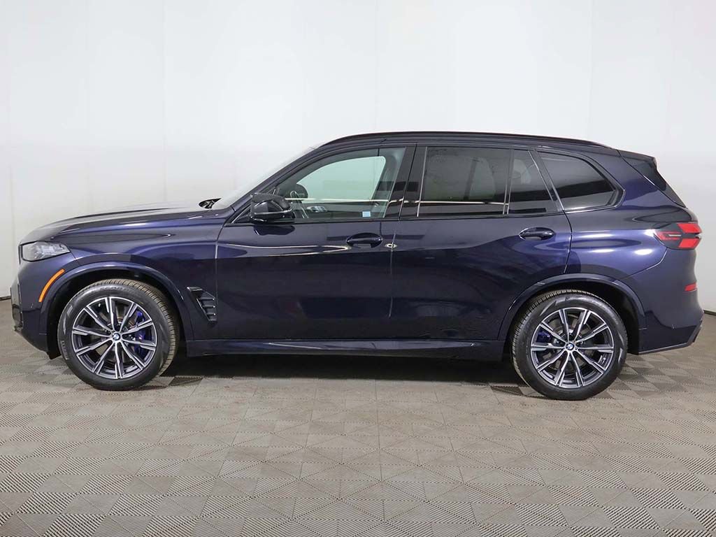 Used 2024 BMW X5 M60i w/ Climate Comfort Package AWD/4WD image 21