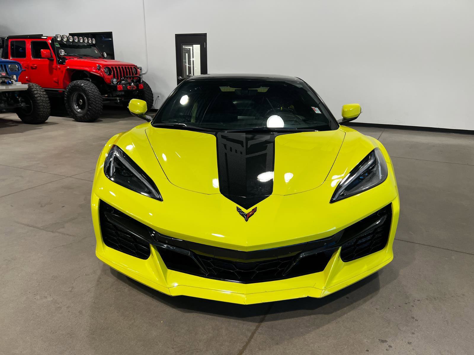 Used 2023 Chevrolet Corvette Z06 RWD image 7