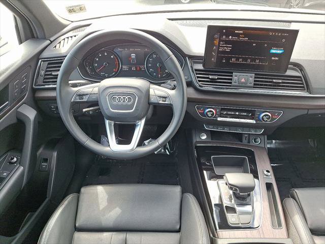 Certified 2023 Audi Q5 2.0T Premium w/ Convenience Package image 12