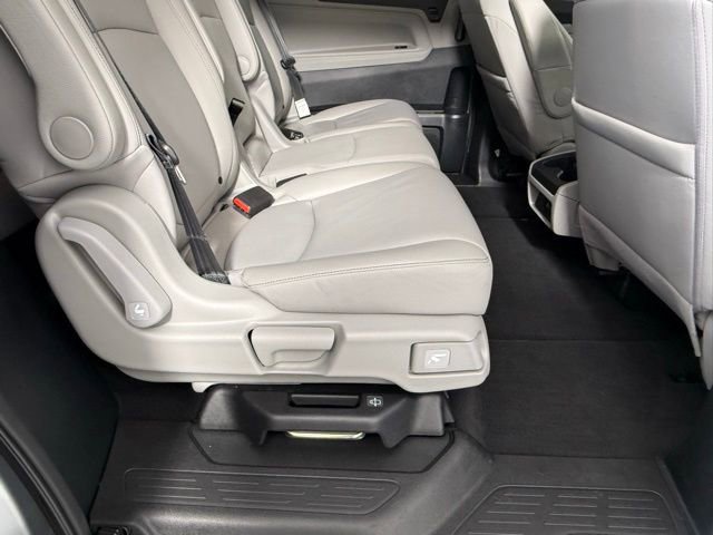 Used 2023 Honda Odyssey EX-L image 46