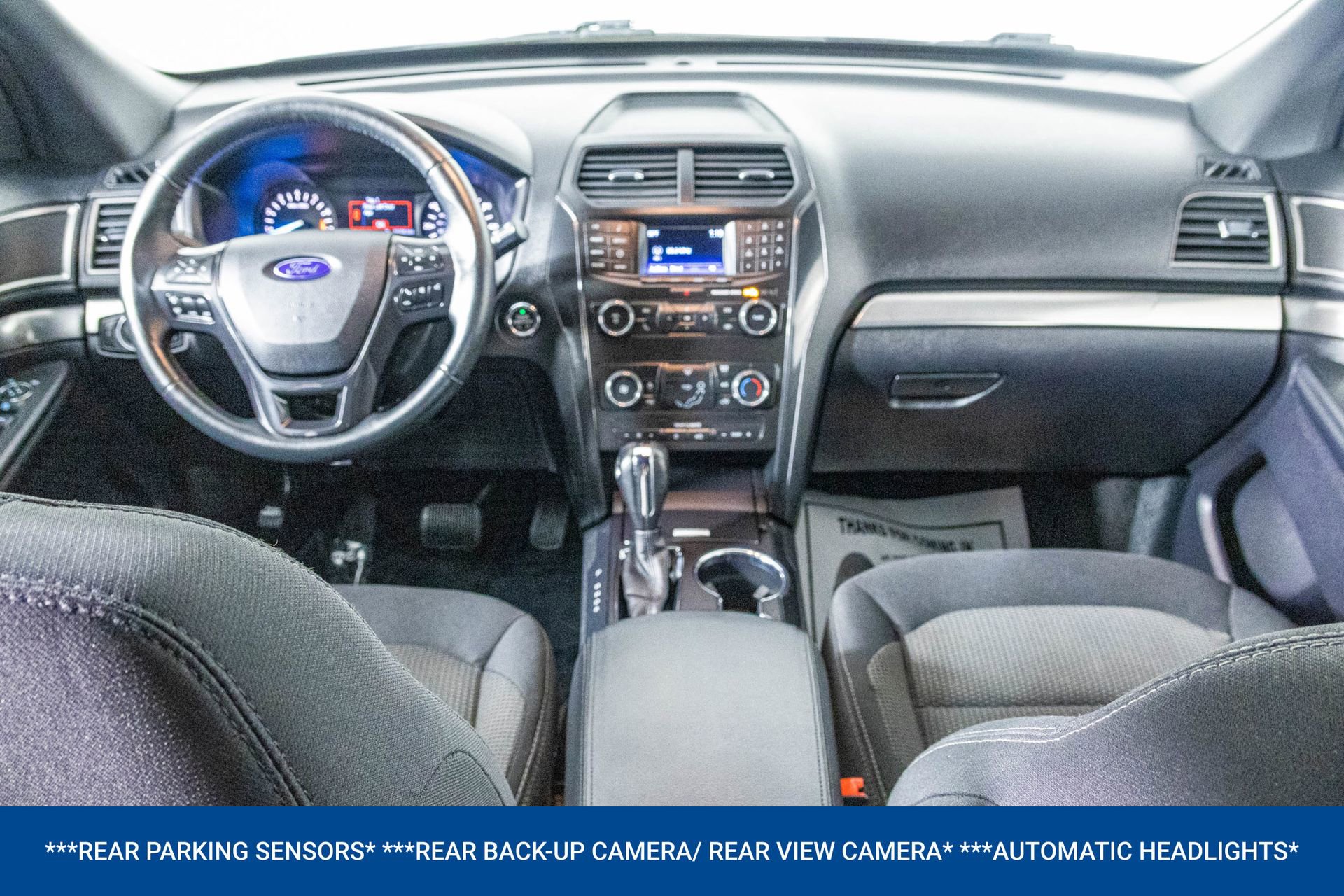 Used 2019 Ford Explorer XLT image 4