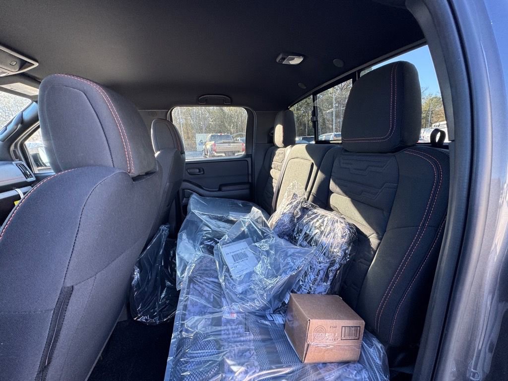 New 2026 Nissan Frontier PRO-4X w/ Pro-4x Convenience Package image 12