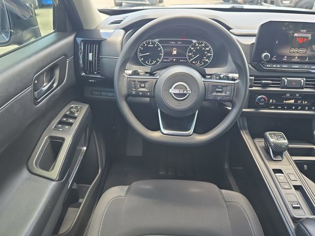Certified 2023 Nissan Pathfinder S FWD image 13