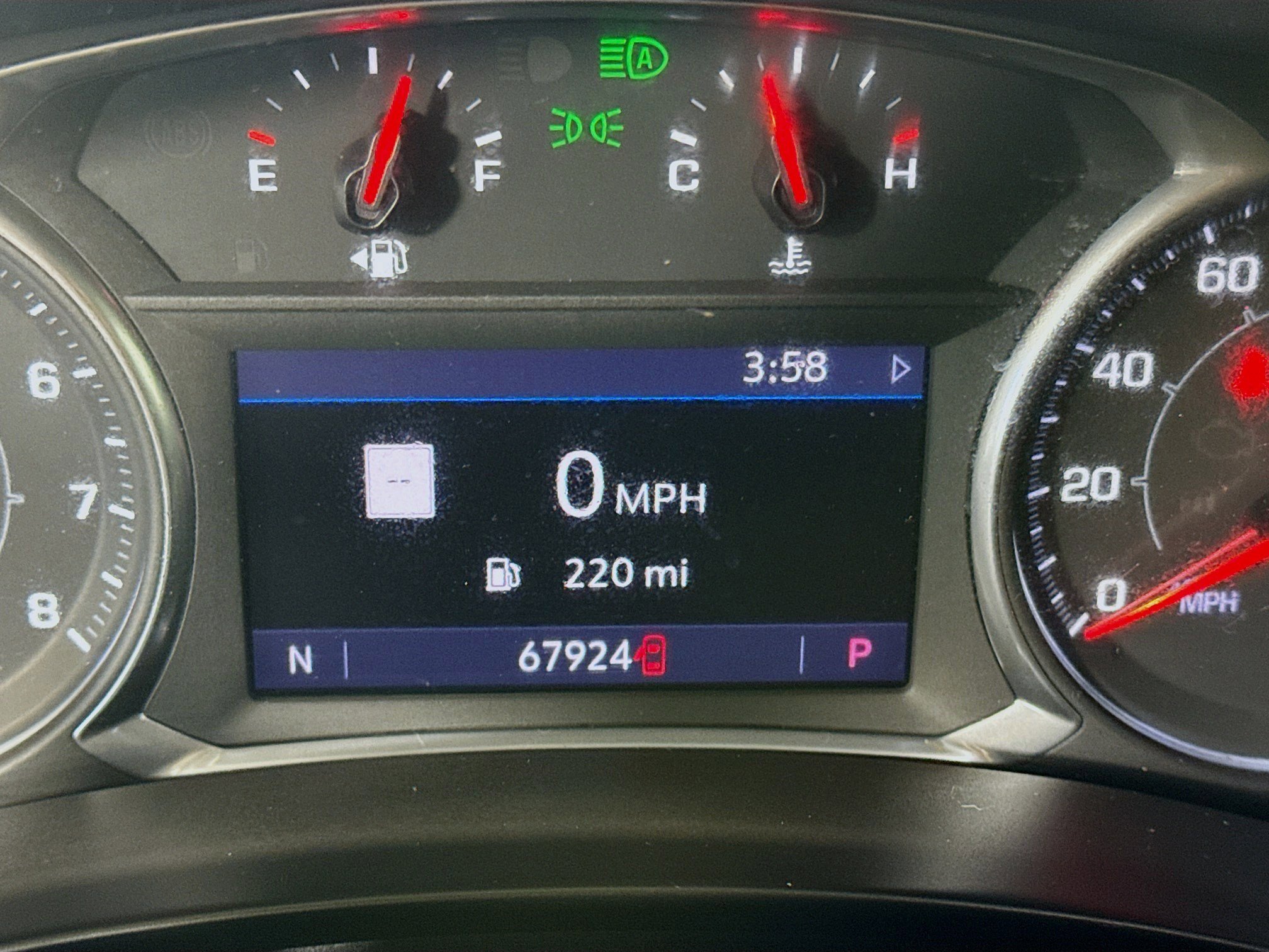 Used 2021 GMC Terrain SLE w/ Driver Convenience Package image 16